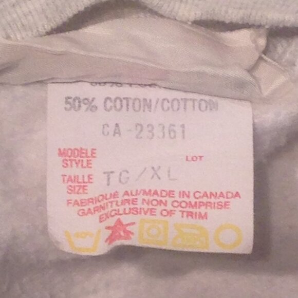 Official Vintage GM Ste-Thérèse CAMERO/FIREBIRD Factory Sweater - Picture 6 of 7